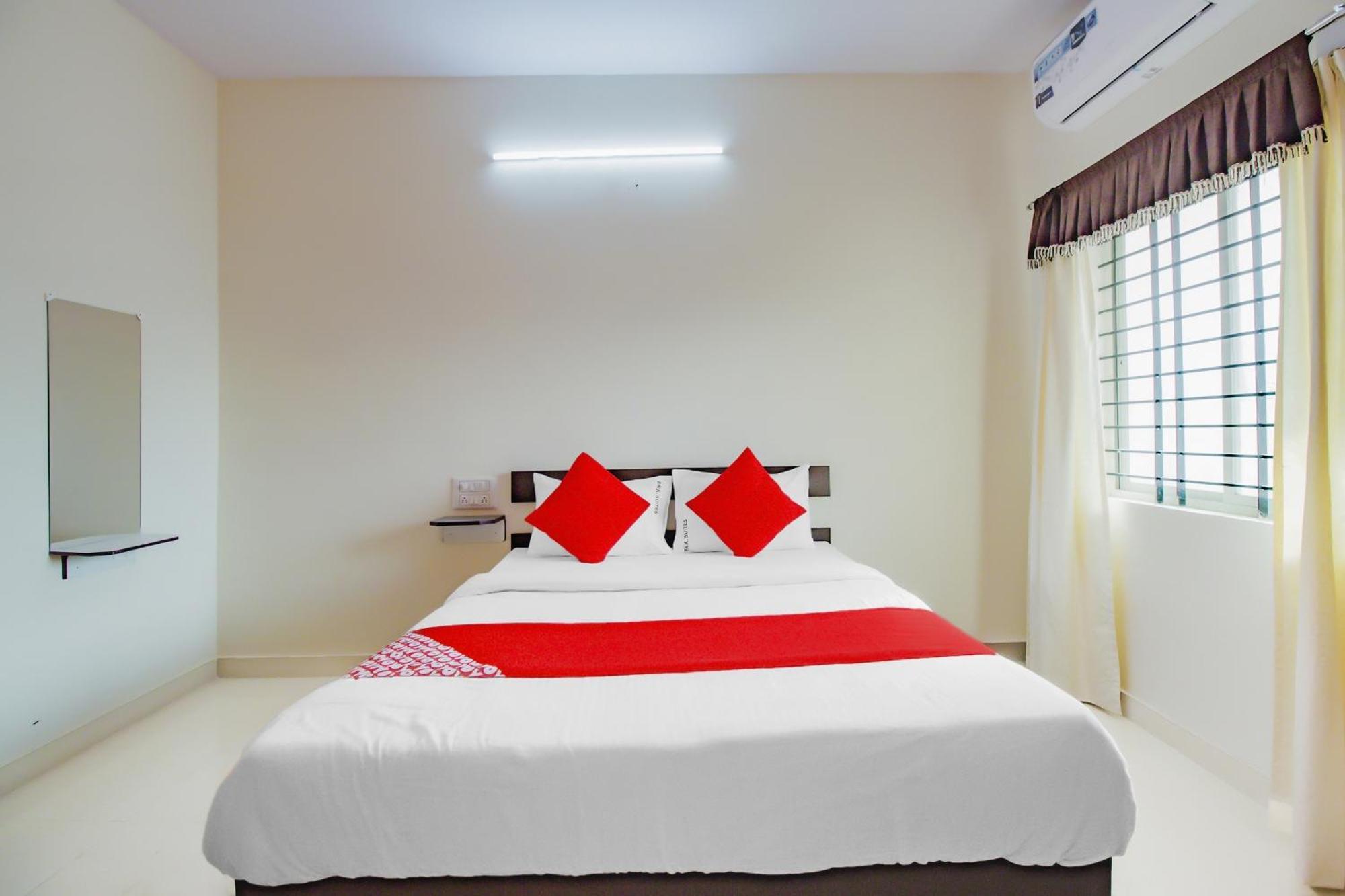 Jālahalli Hotel O P N K Suites מראה חיצוני תמונה